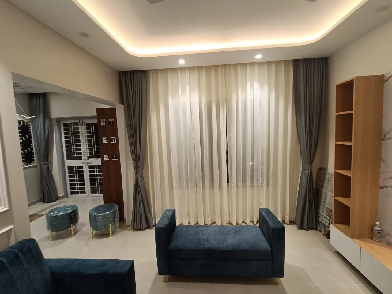 Curtains Slide 1
